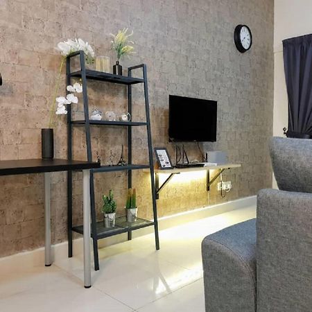 Puchong 8-12 Pax 5Min Lrt Cozy Apartment Ioi Mall Ngoại thất bức ảnh