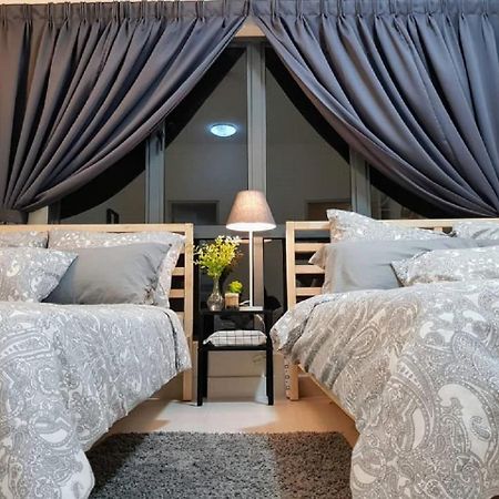 Puchong 8-12 Pax 5Min Lrt Cozy Apartment Ioi Mall Ngoại thất bức ảnh