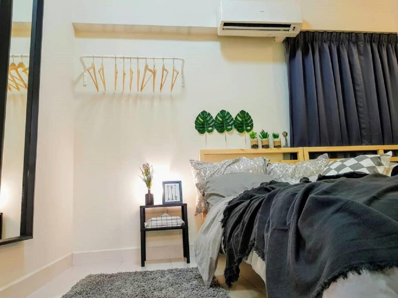 Puchong 8-12 Pax 5Min Lrt Cozy Apartment Ioi Mall Ngoại thất bức ảnh